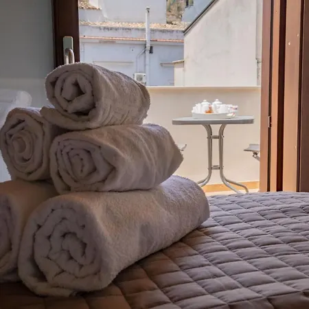 Verdirooms158 Bed & Breakfast 4*