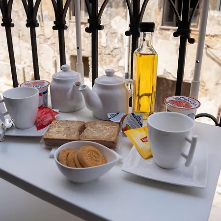 Bed & Breakfast Verdirooms158 Castellammare del Golfo